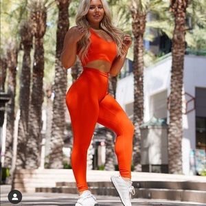 Balance athletica Select Pant Blood Orange